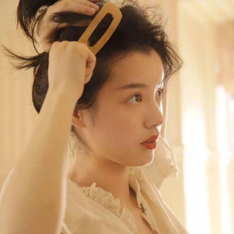 神谷熏（身份：神谷活心流代理师父、女主角） - 教育课程视频在线观看 - 电脑视频
